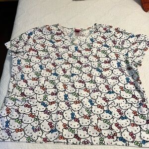 Hello Kitty Scrub Top, Size 3XL. Colorful bows